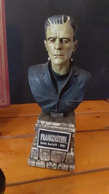 FRANKENSTEIN ( Universal Classic Monsters - BUNDLE ) - Foto 4