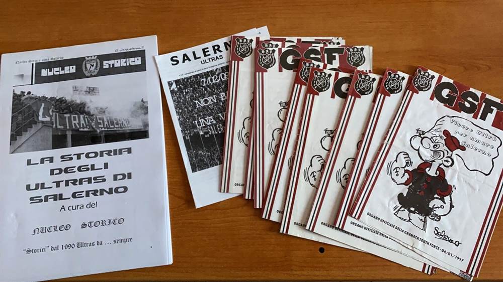 Foto 4Materiale Salernitana