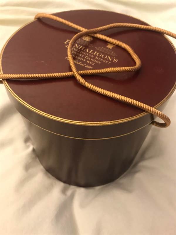 Foto 4Penhaligon’s scatole
