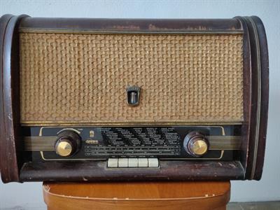 Radio fine anni sessanta
