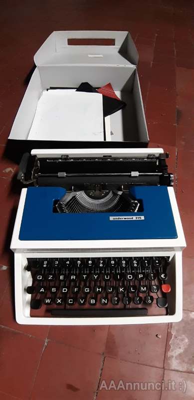 Macchina Olivetti Underwood 315