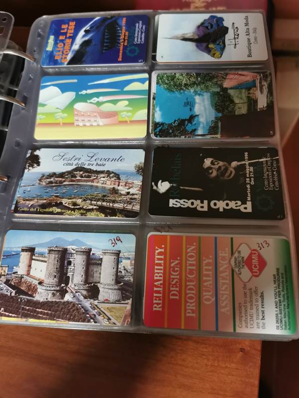 Foto 3 Oltre 400 schede telefoniche