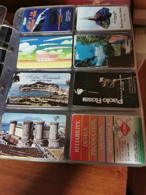 Oltre 400 schede telefoniche - Foto 3