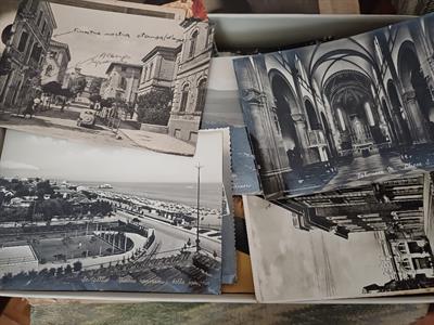 Cartoline e foto