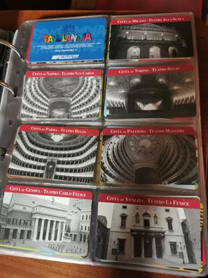 Oltre 400 schede telefoniche - Foto 2