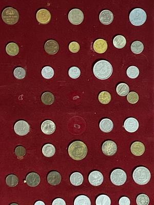 Collezione di monete antiche di vari paesi