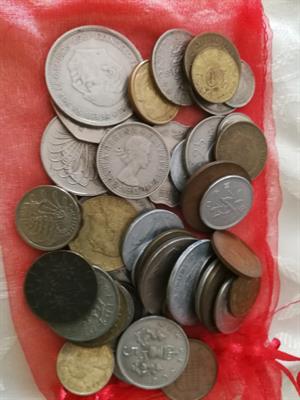 Vecchie monete italiane e straniere