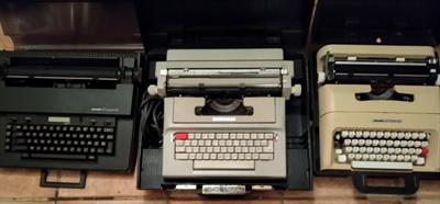Regalo Typewriters