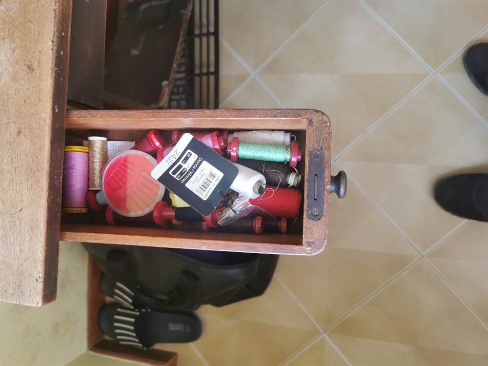 Foto 3 Macchina per cucire Singer anni 1951