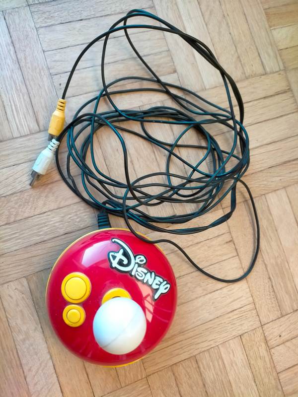Plus Play TV Games si collega direttamente alla TV