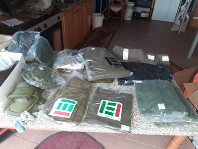 Abbigliamento Mimetico per Caccia Outdor