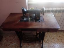 Macchina da cucire vigorelli annni 40