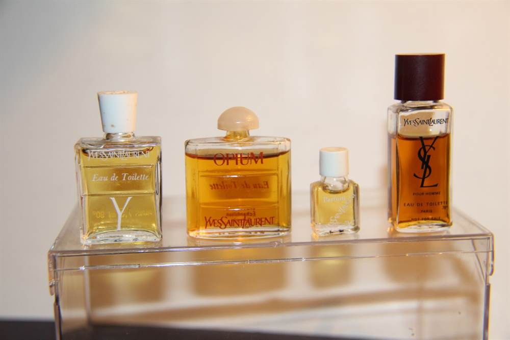 Mignon Yvers Saint Laurent