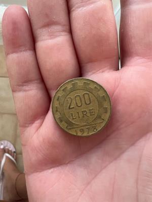 Moneta 200 lire busto di Maria Montessori