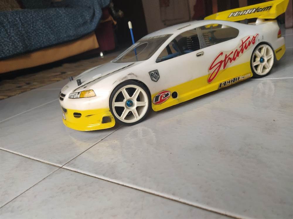 Automodello RC 1/10