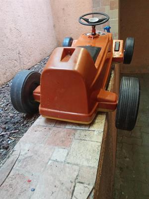 Macchina a batteria vintage