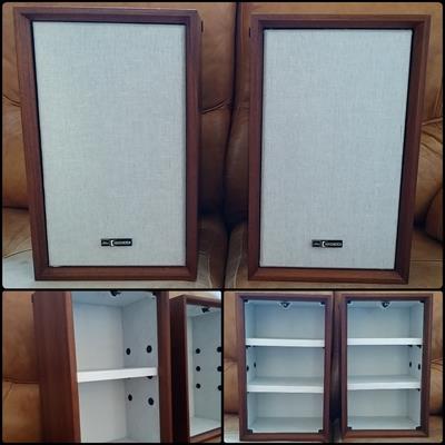 Coppia di casse Toshiba in legno - convertite in mobiletti
